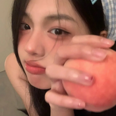 村里来了个直播女神